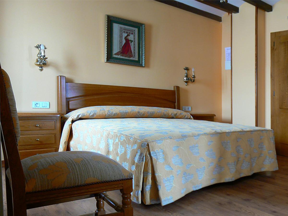 Posada Ribera del Pas Iruz Habitación foto